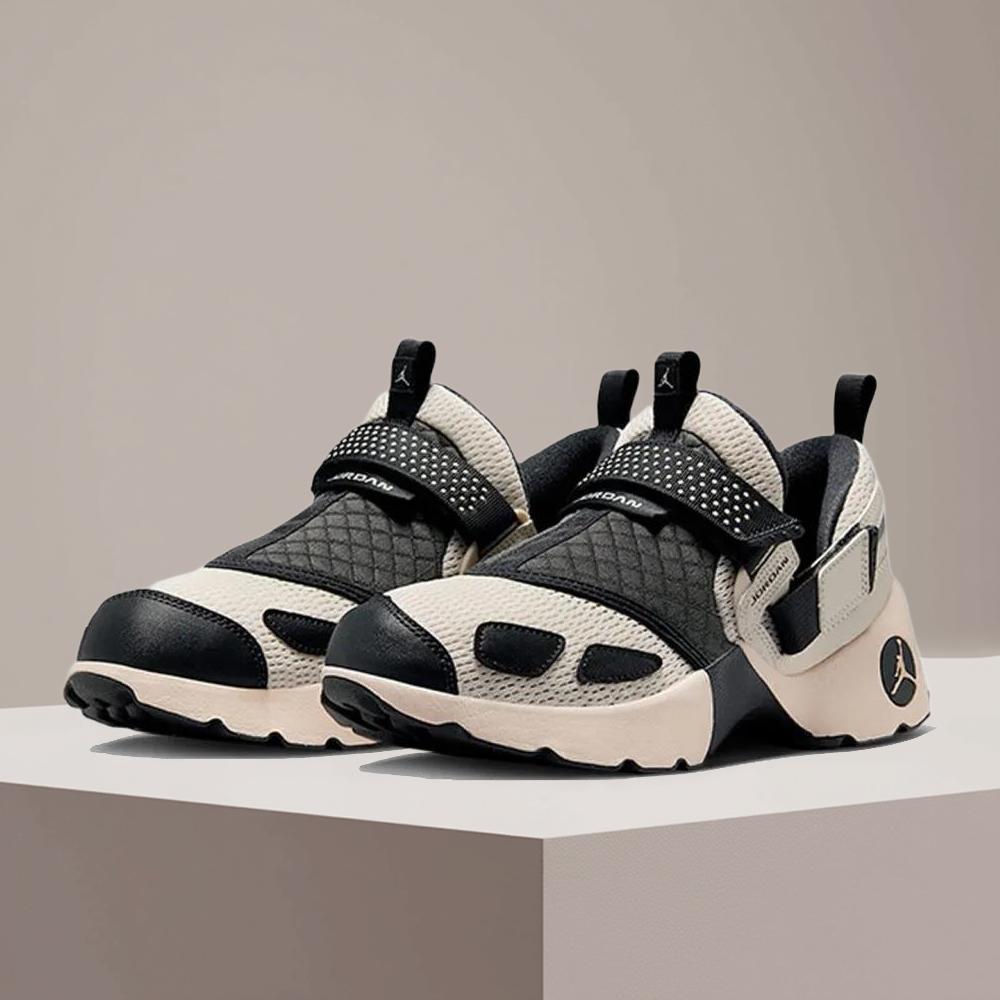 Women Shoes Running Nike - Nike TRUNNER LX : Chaussures de